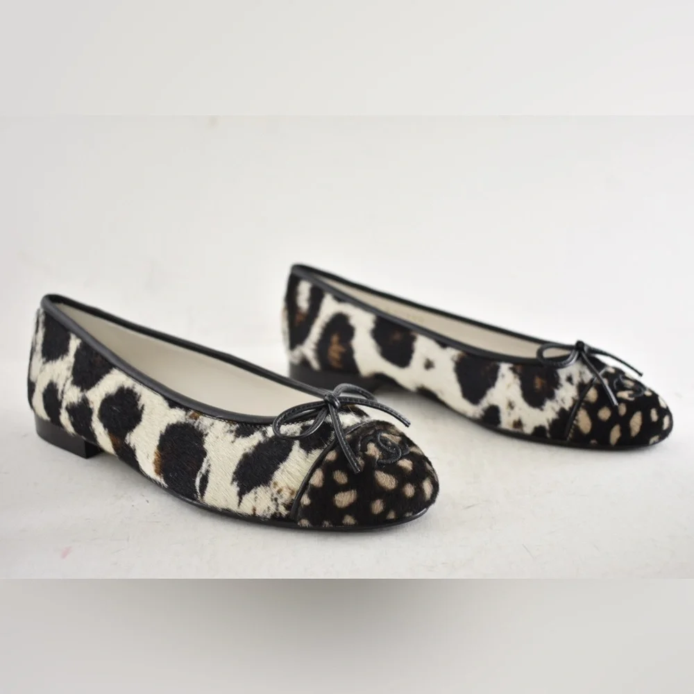 Chanel 26S Black White Brown Pony Fur CC Logo Bow Tie Ballet Ballerina Flat 38.5 - Picture 3 of 16
